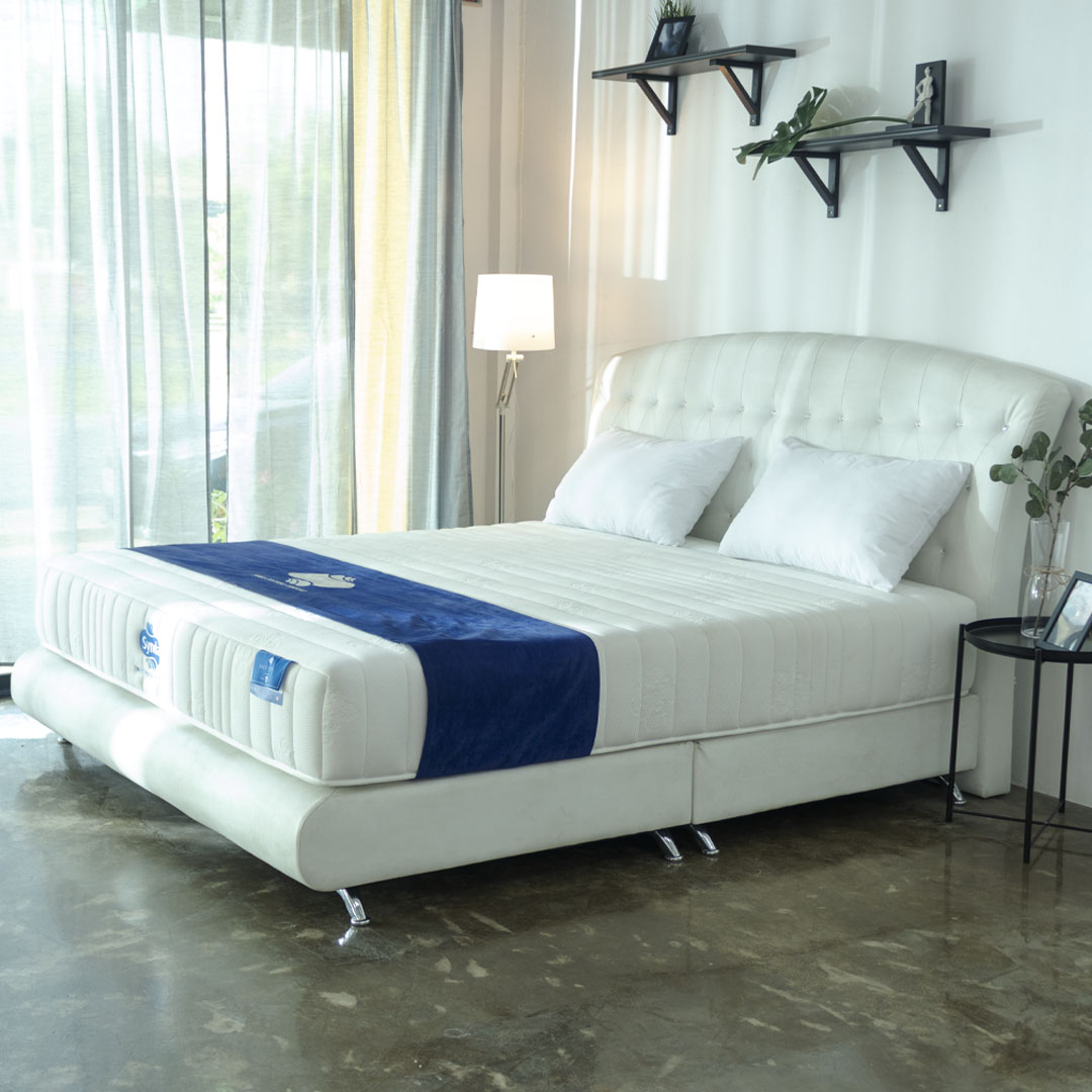 Synda mattress: Back Extra 6 feet.